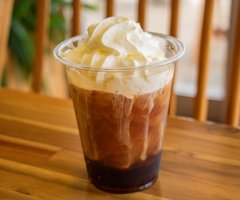 まろやかホイップコーヒー（冷）550円